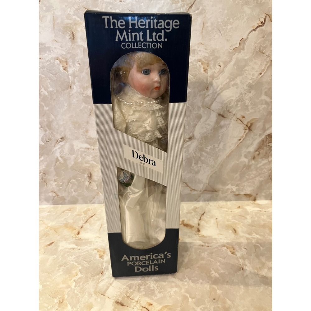 Heritage Mint Ltd Debra D-31 Porcelain Doll 16 Inch 1989 Americas Collection NIB